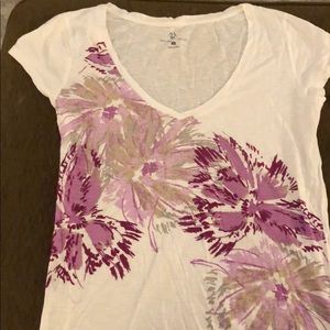 New York and company t shirt